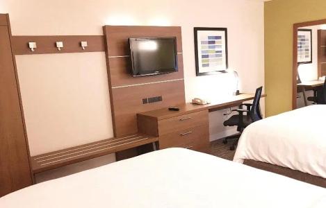 Holiday Inn Express and Suites, an IHG - 97