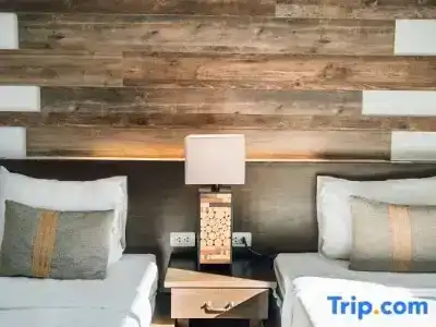 B2 Premier Resort - 34