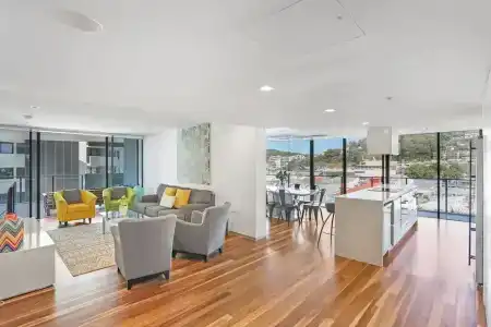 Ambience on Burleigh Beach - 96