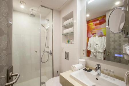 Two Berlin By Axel - Adults Only - 8