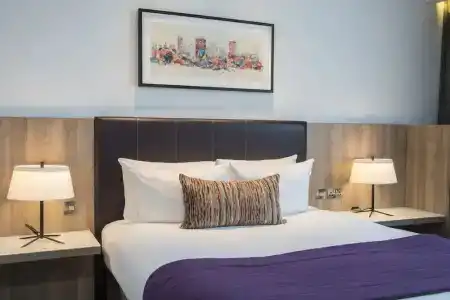 Park Regis Birmingham - 83