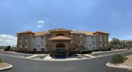 Comfort Inn & Suites near Kino Sports Complex - 24