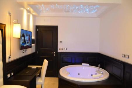 Vaticano Royal Suite Guest House - 58