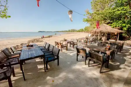Banana Beach Resort - 19