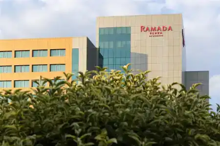 Ramada Plaza by Wyndham Gence - 31