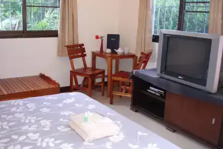 Home Stay Stc Bed And Breakfast - 30