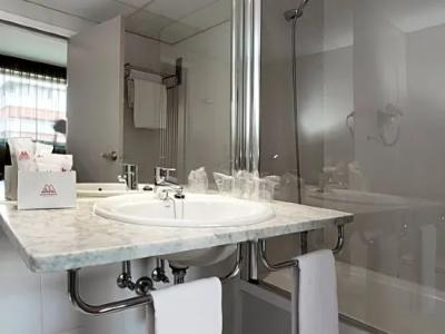 ApartAtenea Barcelona - 42