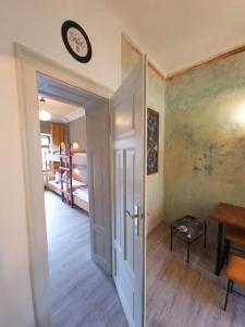 Hostel Lollis Homestay Dresden - 89