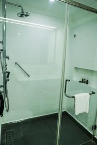 Sterlings Mac & Suites - 52