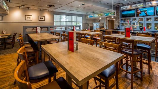 Best Western Plus Guildwood Inn - 26