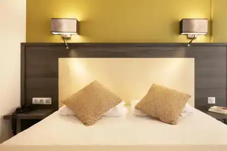 Hôtel Le Collier - 36