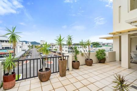 Cairns City - 113