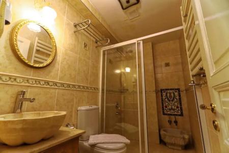 Romantic Mansion - 41