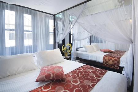 Noordin Mews - 2