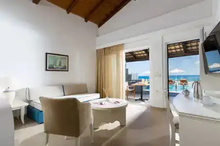 Alexander Beach & Village Resort - 231