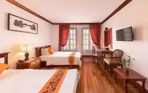 Royal Crown & Spa - 8