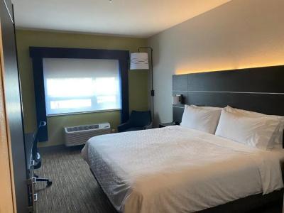 Holiday Inn Express & Suites - Santa Fe, An Ihg - 29