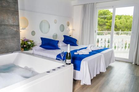 Triton Beach - 4