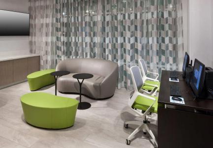 TownePlace Suites by Marriott Orlando at SeaWorld - 12