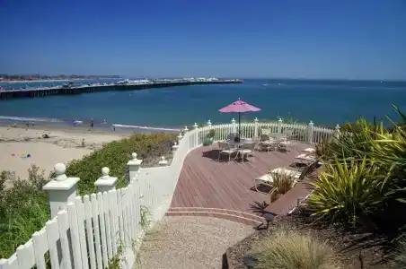 Sea & Sand Inn - 14