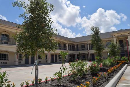 6 Houston, TX – Willowbrook Mall - 0