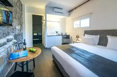 Dizengoff Avenue Boutique - 73