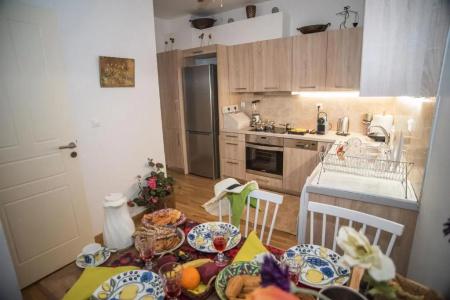 Rastoni Athens Suites near Acropolis at Tsatsou street - 8
