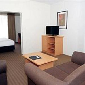 All Suites - 6