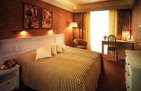 Residence & Club - 31