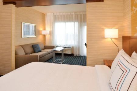 Fairfield Inn & Suites by Marriott - 37