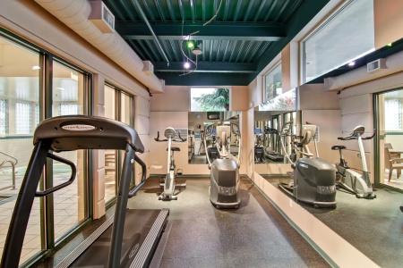 Rodeway Inn & Suites - 21