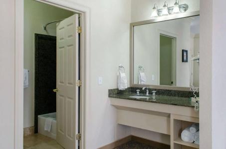 Clarion Pointe - 9