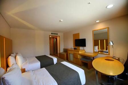 Ramada by Wyndham Songdo - 83
