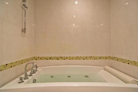 LK Residence - 130