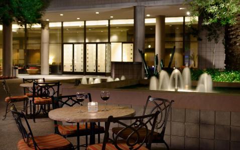 DoubleTree Suites by Hilton Phoenix - 28