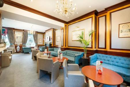 Langham Court - 43