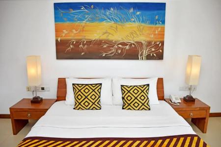 Goldi Sands - 57