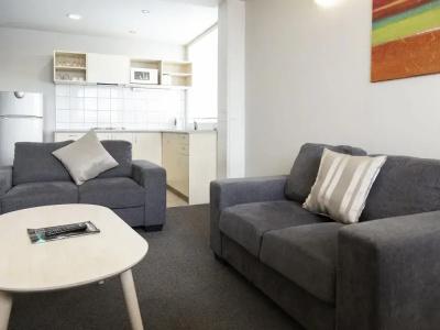 Ibis Styles - 82