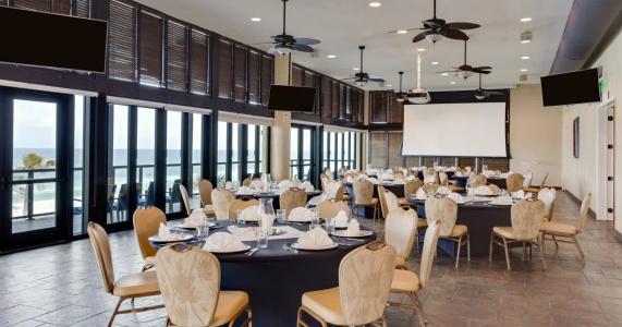 Holiday Inn Resort Beach, An Ihg - 35
