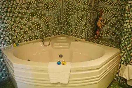 Aqua - 102