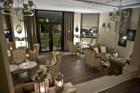Melies Boutique - 10