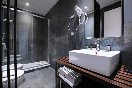 77 Seventy-Seven - Maison D'Art Collection - 54