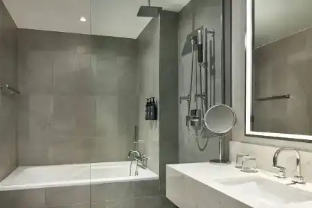 The Westin - 86