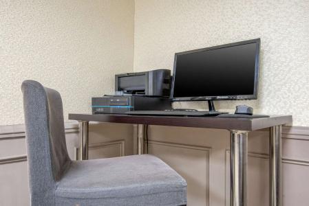 Quality Inn and Suites - 3