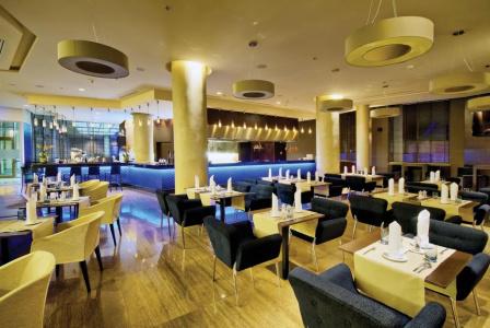 DoubleTree by Hilton Bratislava - 17
