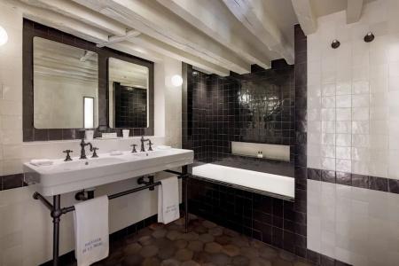 Le Pavillon de la Reine & Spa - Small Luxurys of the World - 45