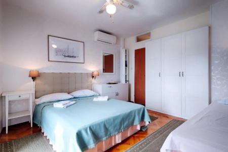 Mira Sea Front Guesthouse - 44