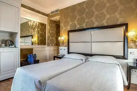 Albergo del Senato - 32