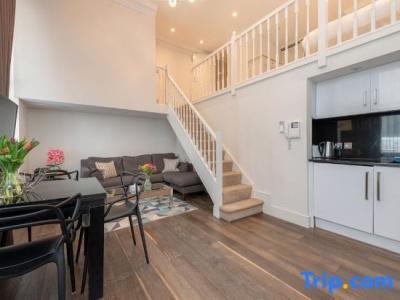 Queensgate Court - 309