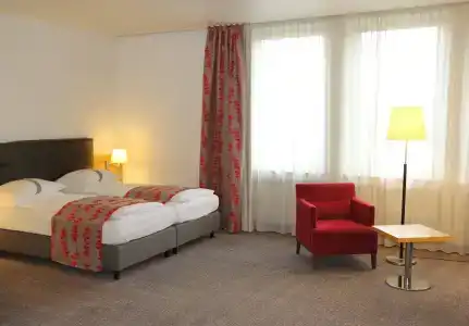 Holiday Inn Frankfurt Airport - Neu-Isenburg, An Ihg - 6